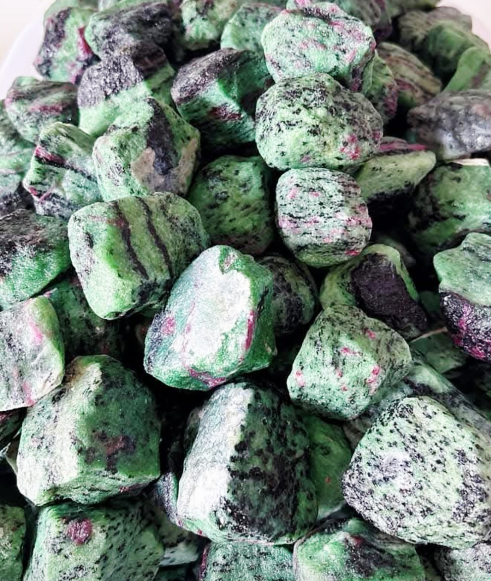 Ruby Zoisite 3-5cm stones 1kg Bulk wholesale Anyolite