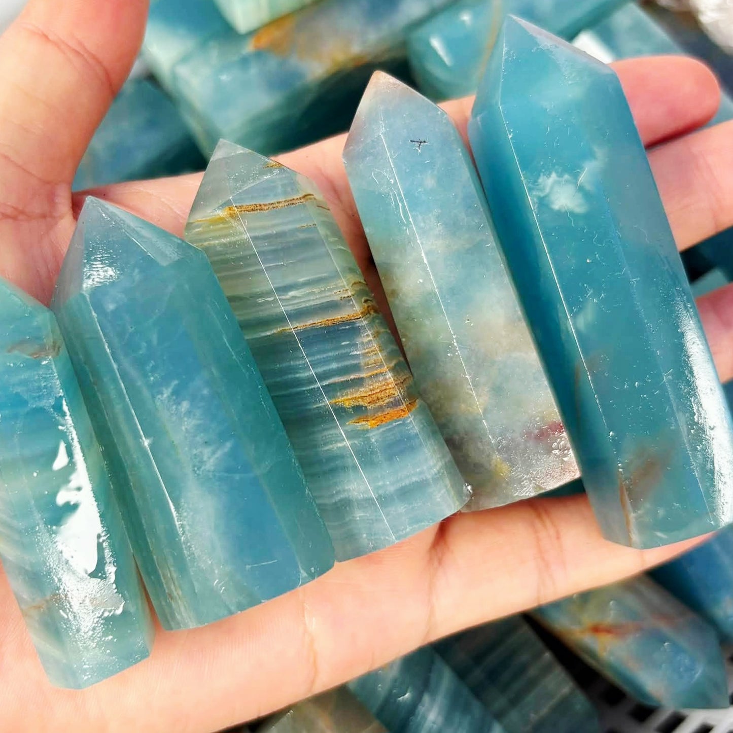 1kg Premium Blue Onyx Towers – Wholesale Bulk Lot (9-12 Pcs)