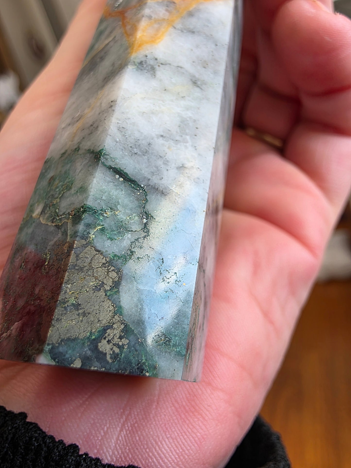 Fuchiste Pyrite Tower 1 lbs