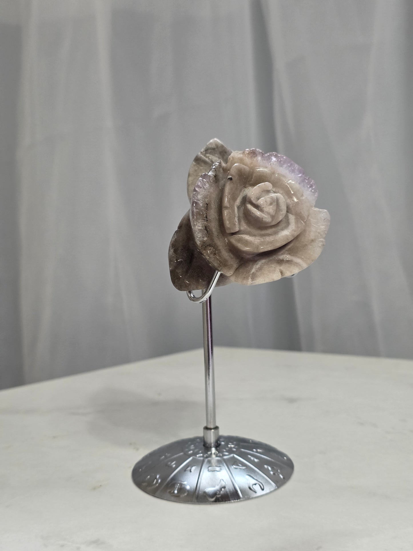Flower Agate Carving on Stand