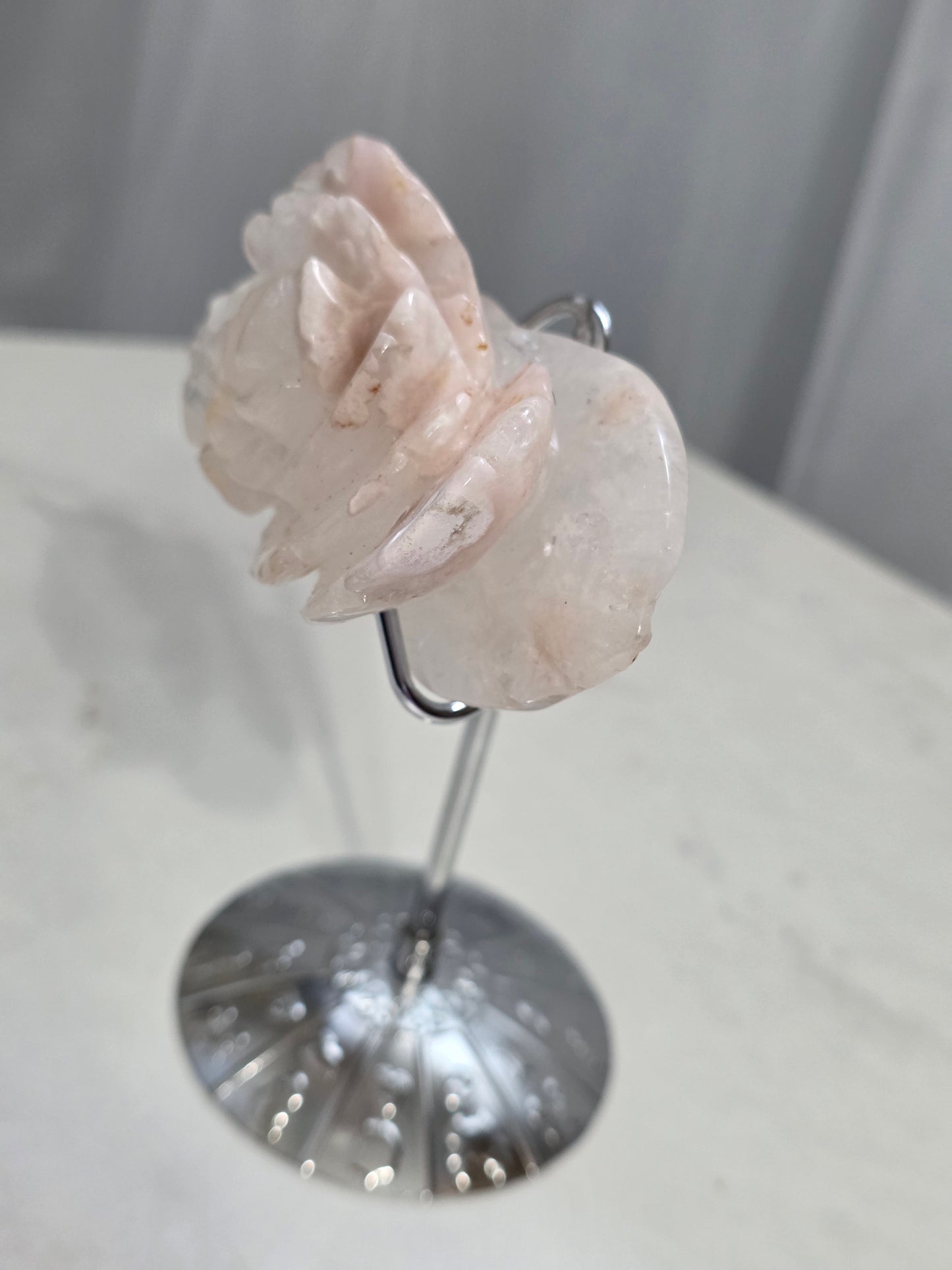 Flower Agate Carving on Stand