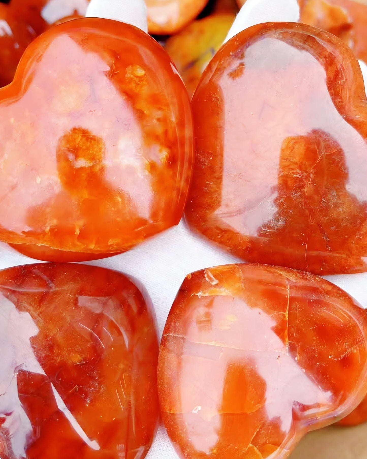 Carnelian Heart Carving 4-5cm 1kg 3-4 pieces