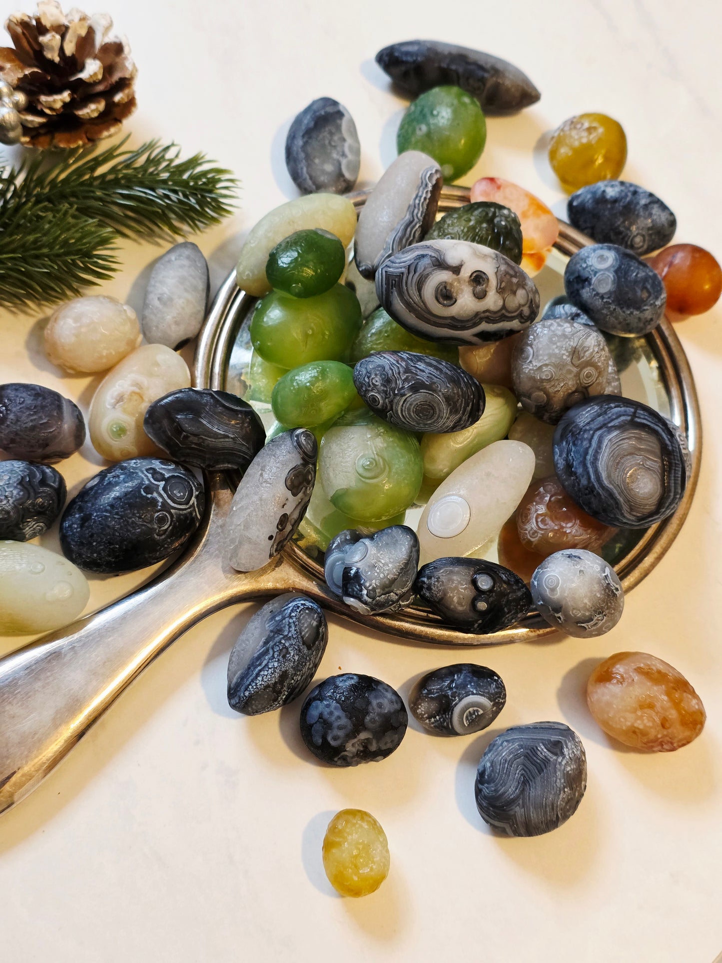 Gobi Agate 1 kg Mix Color/ Shape 25- 32 pieces -  Wholesale