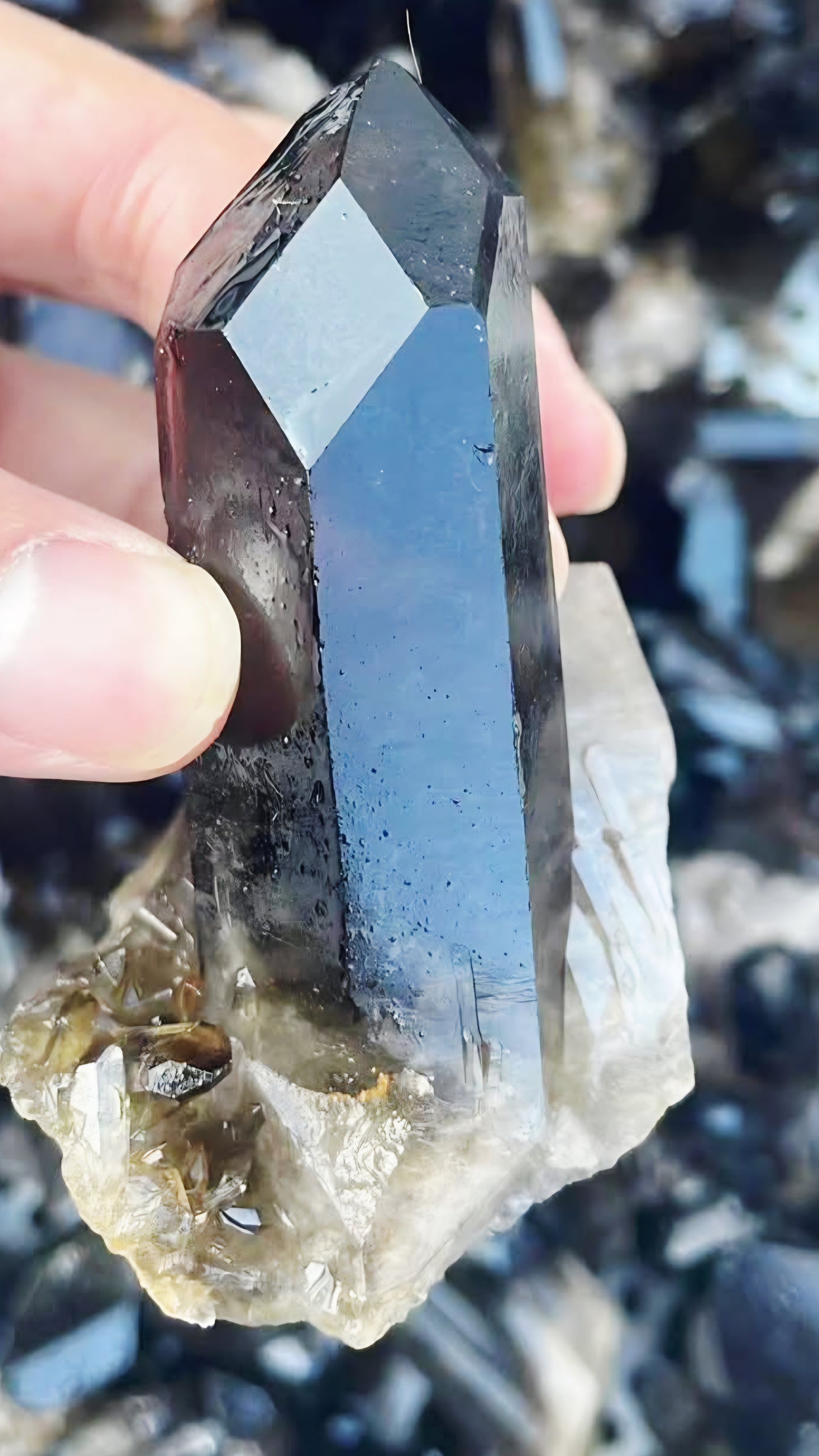 Smokey Quartz Cluster Specimens 7 to 8cm 1kg - 5 to 7 pieces - Bulk