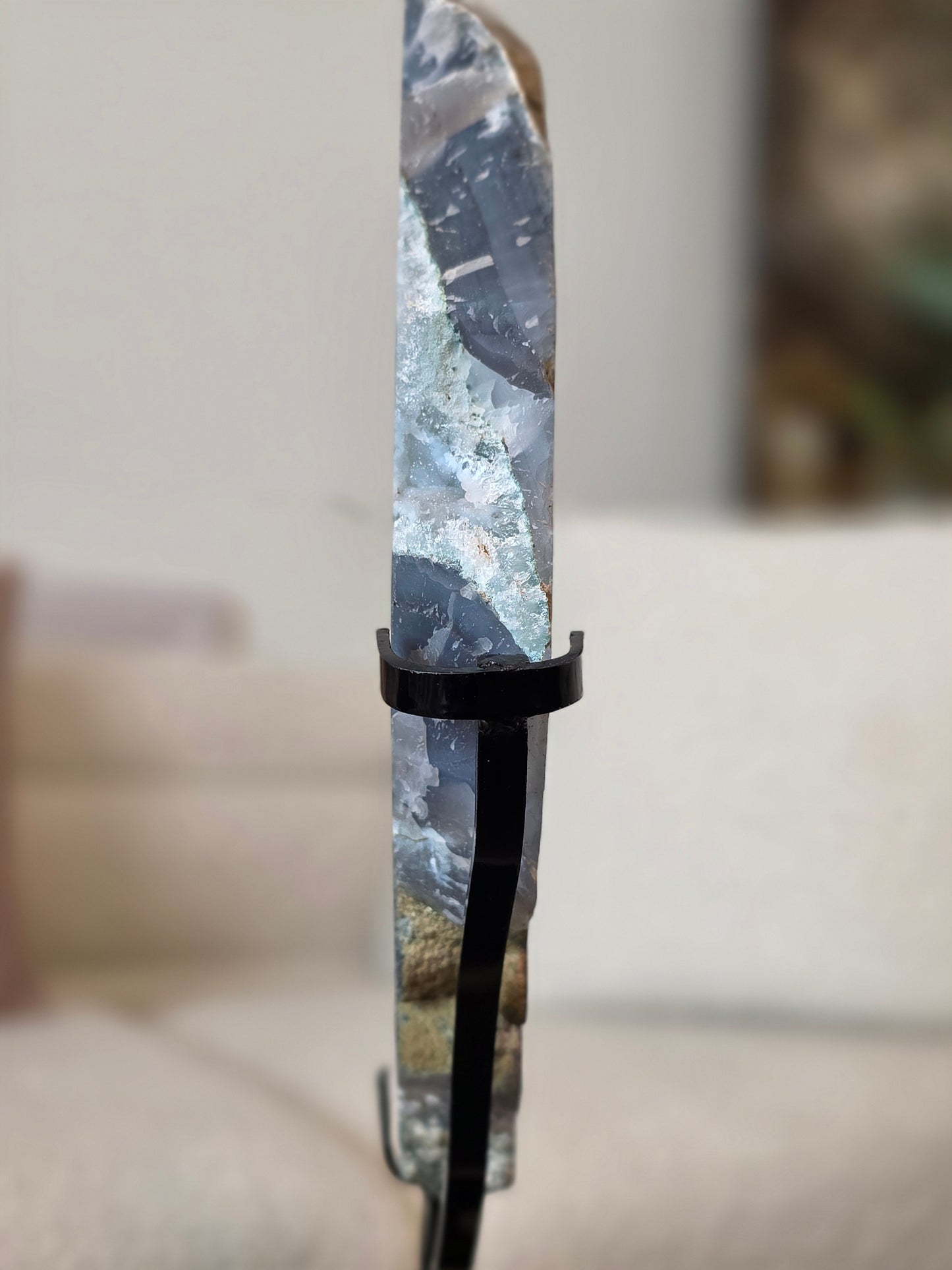 Agate Slab on stand 2.76kg