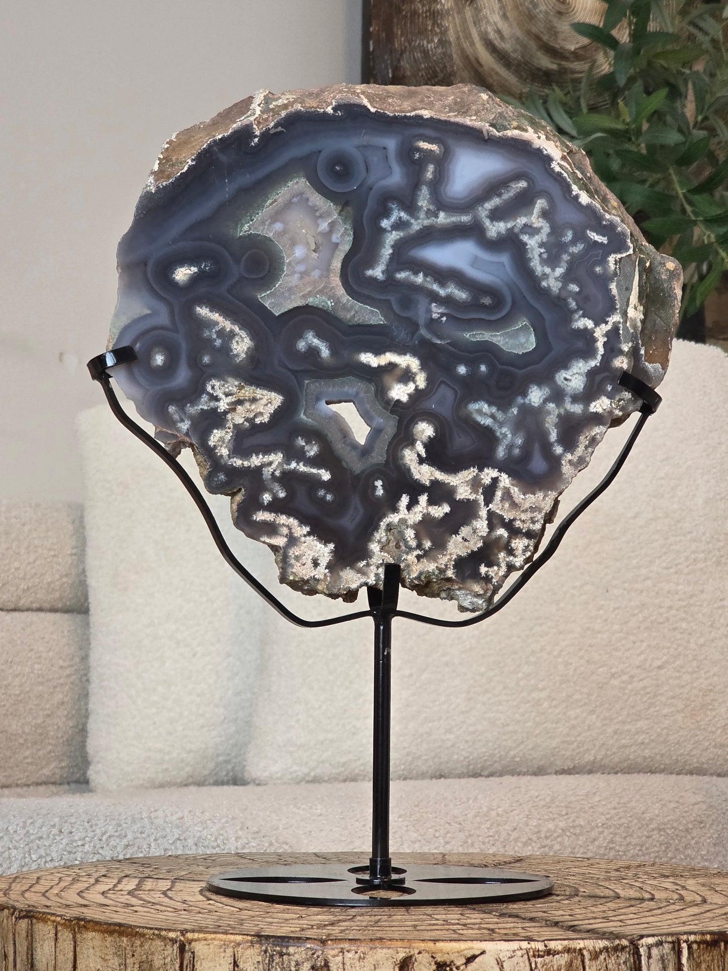 Agate Slab on stand 2.76kg