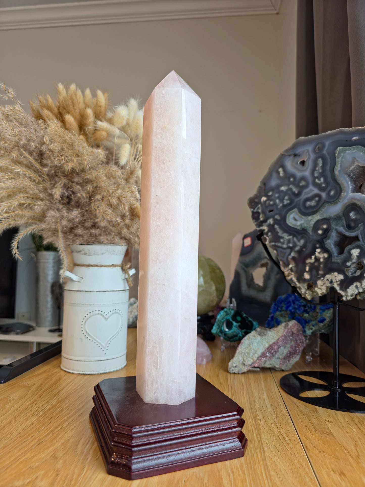 Rose Quartz tower 35cm 2.65kg