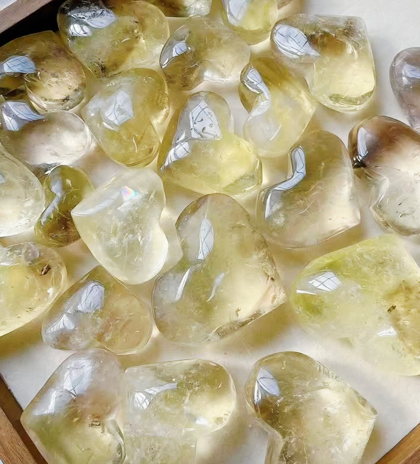 Citrine Heart Carving Brazil 4-5cm 1kg 36-40 pieces