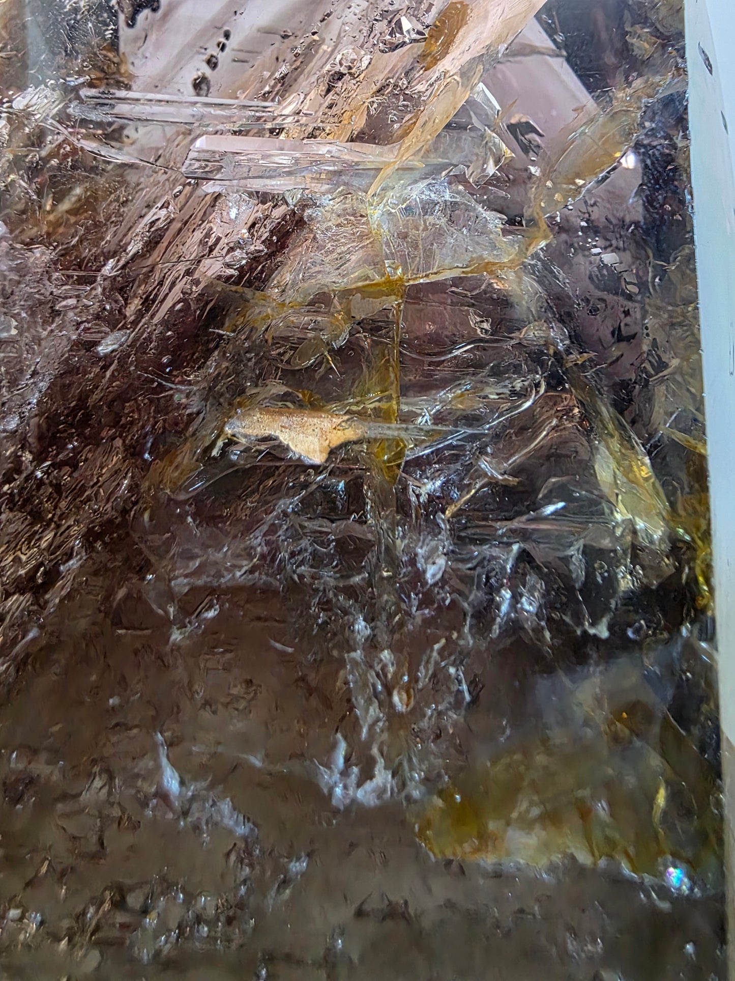 Enhydro Smokey Quartz 22lbs - Moving Bubbles - Rambo Flash on Wood Stand - Rare Collectable  Crystal