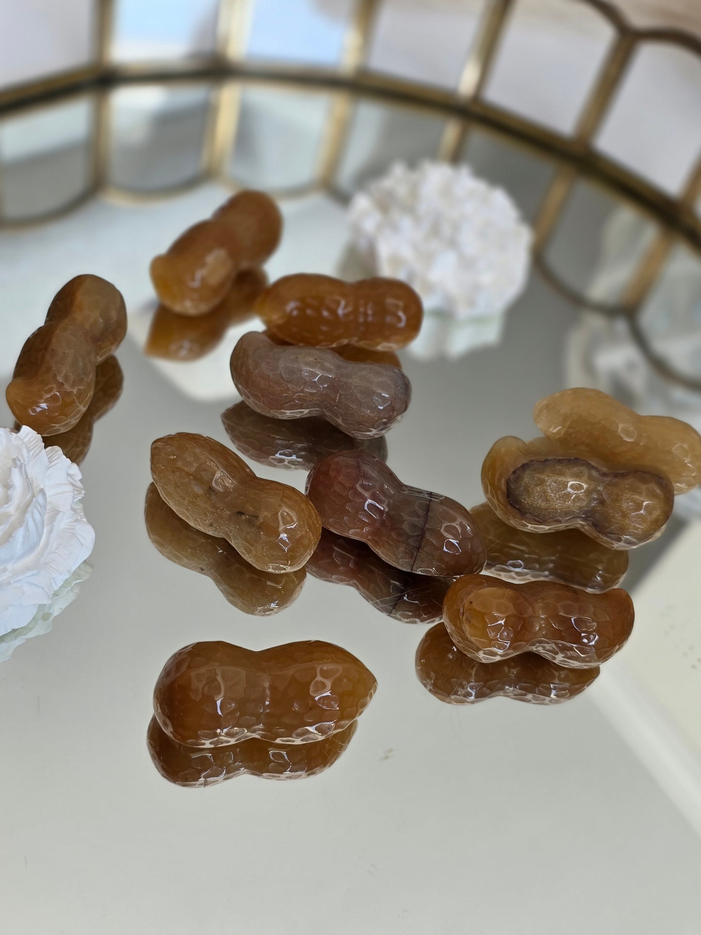 Peanut small Carving
