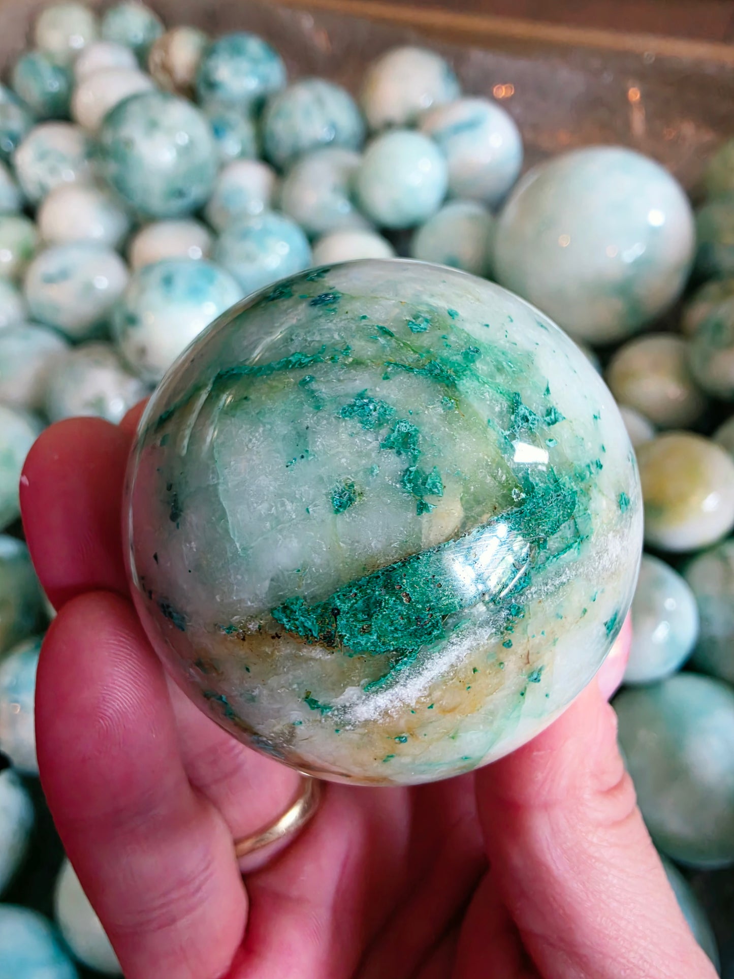 1kg Premium Phoenix Stone Spheres (2-4 Pcs) - White Quartz with Teal & Mint Swirl Orbs Wholesale Lot