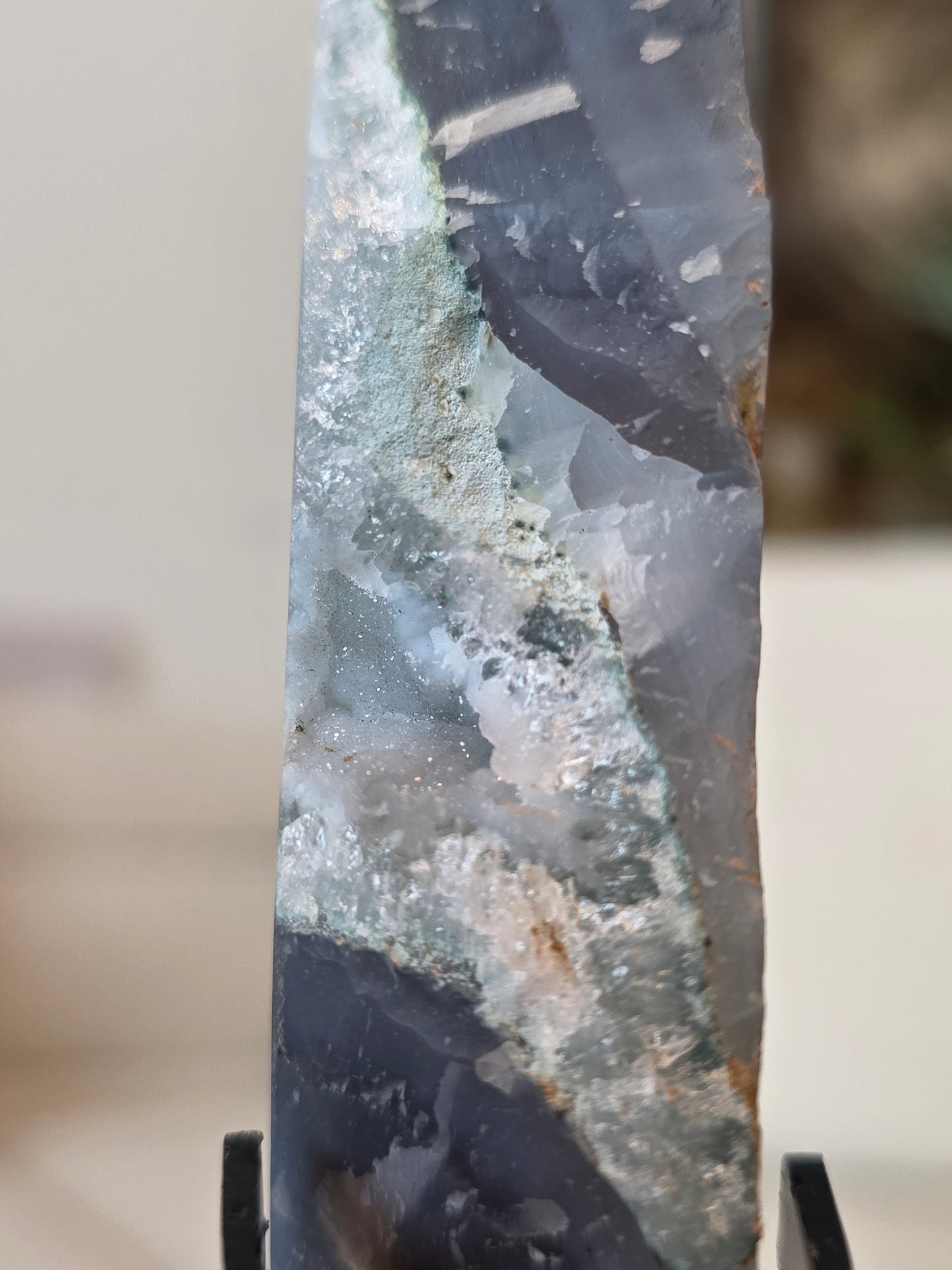 Agate Slab on stand 2.76kg