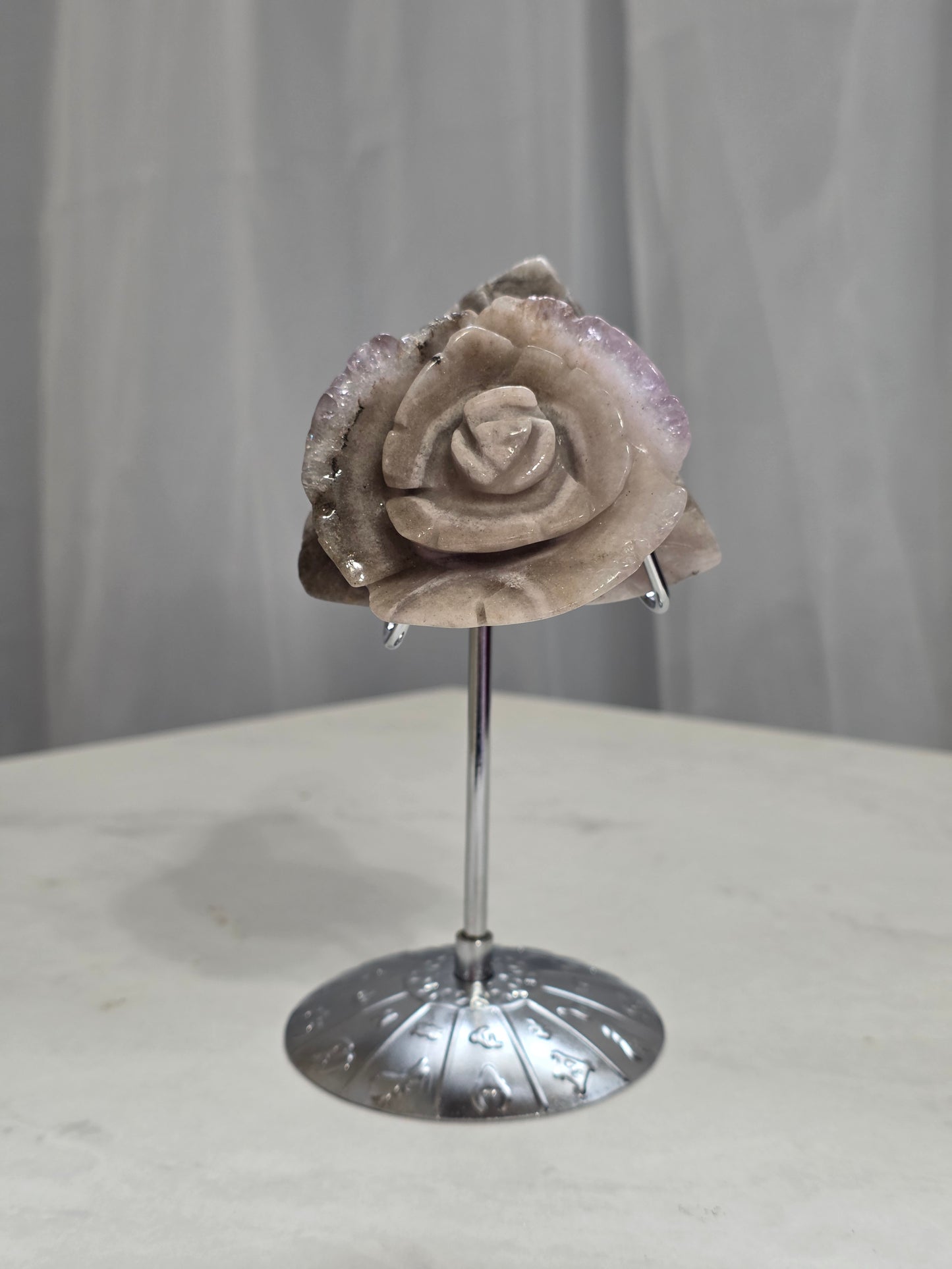 Flower Agate Carving on Stand