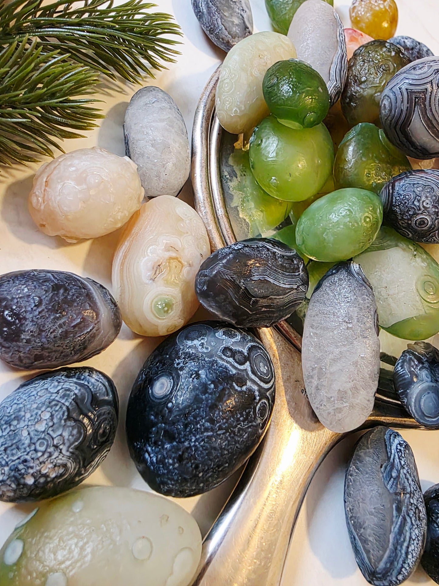 Gobi Agate 1 kg Mix Color/ Shape 25- 32 pieces -  Wholesale