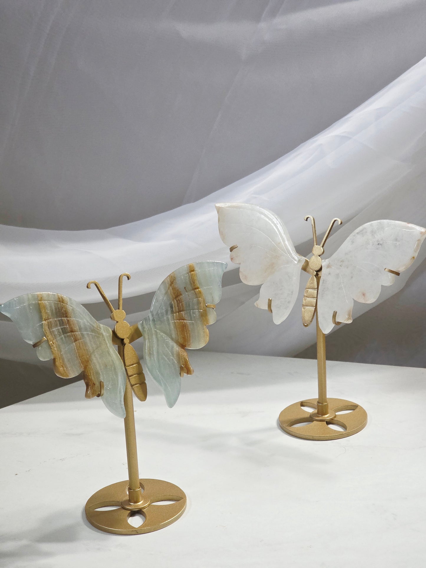 Bundle 2 Butterfly Crystal Wings Onyx and Flower Agate on 2 Gold Metal Stand
