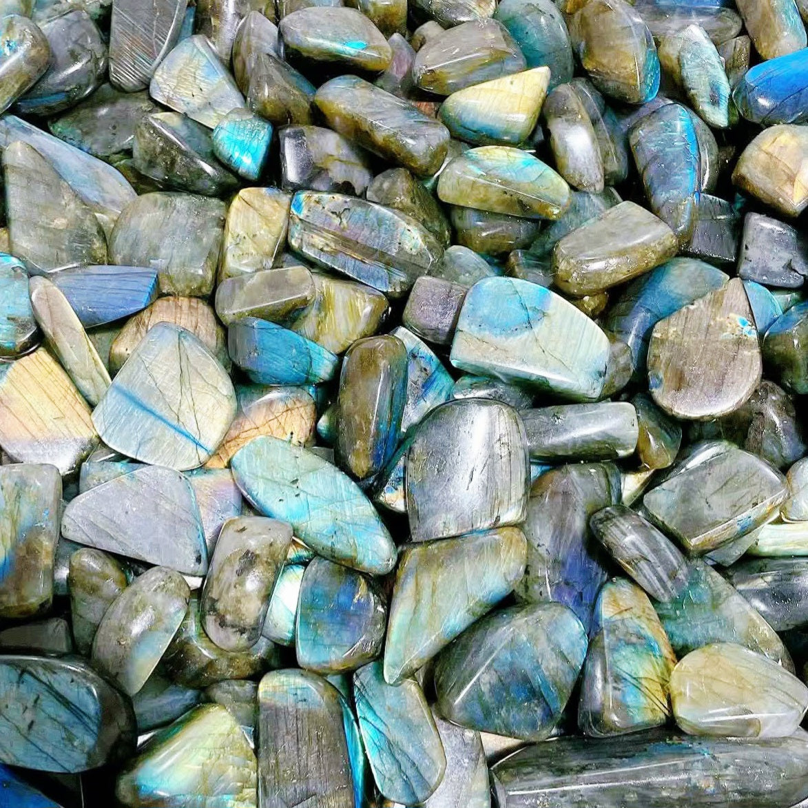 Labradorite Cabochon Free Form 1kg - Bulk