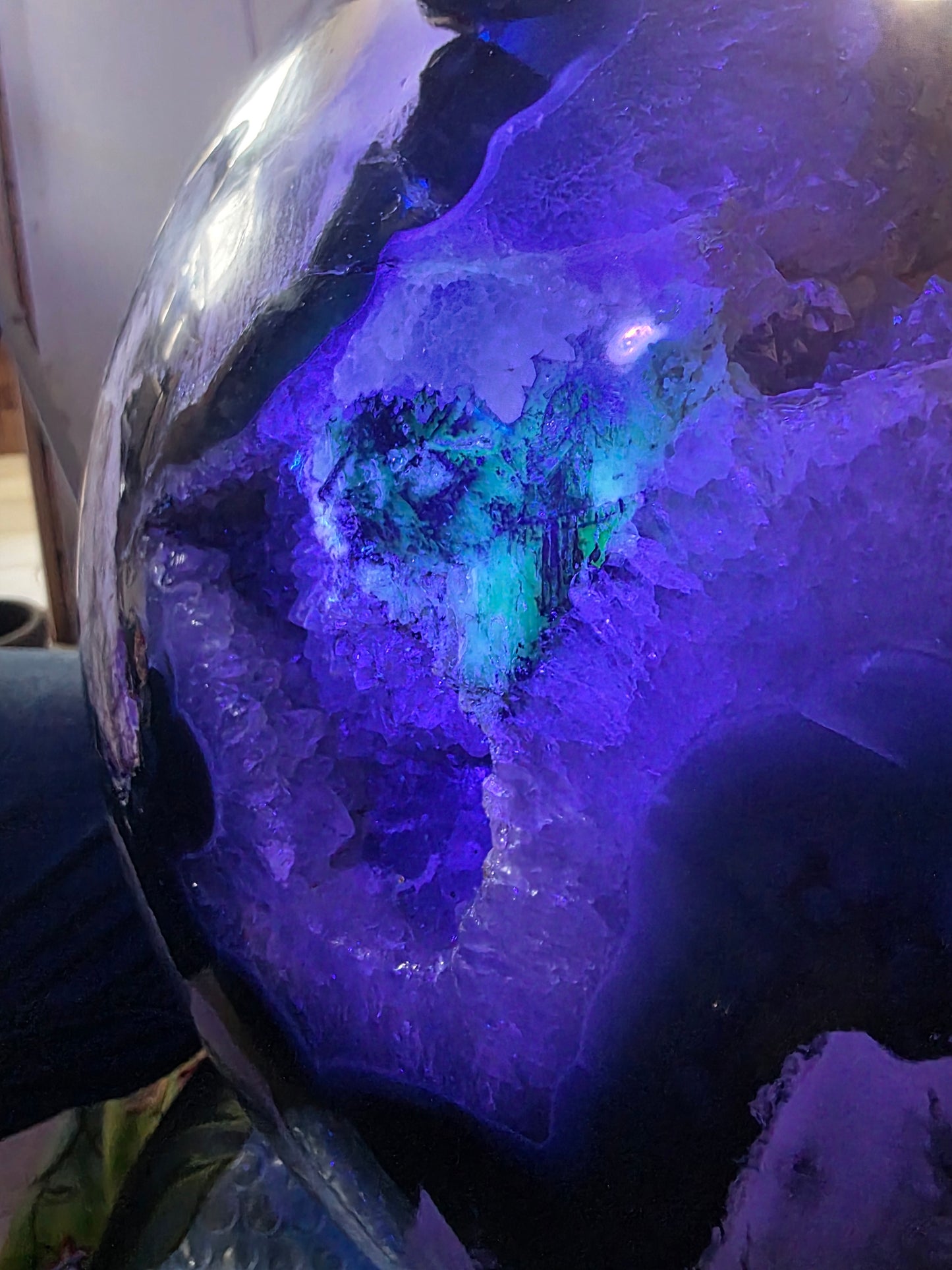 Volcano Sphere 203 lbs UV reactive Druzy Geode Statement piece High Grade Collectable 93kg