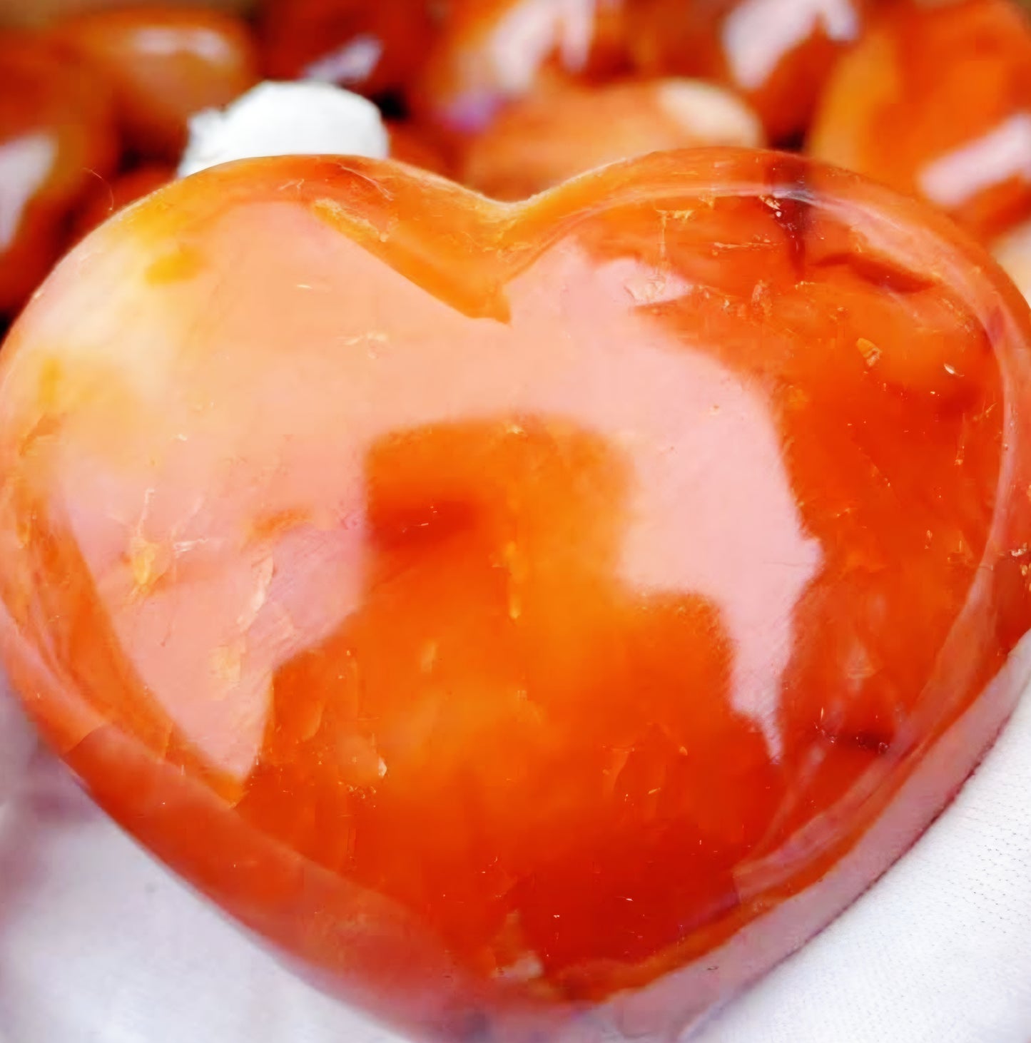 Carnelian Heart Carving 4-5cm 1kg 3-4 pieces