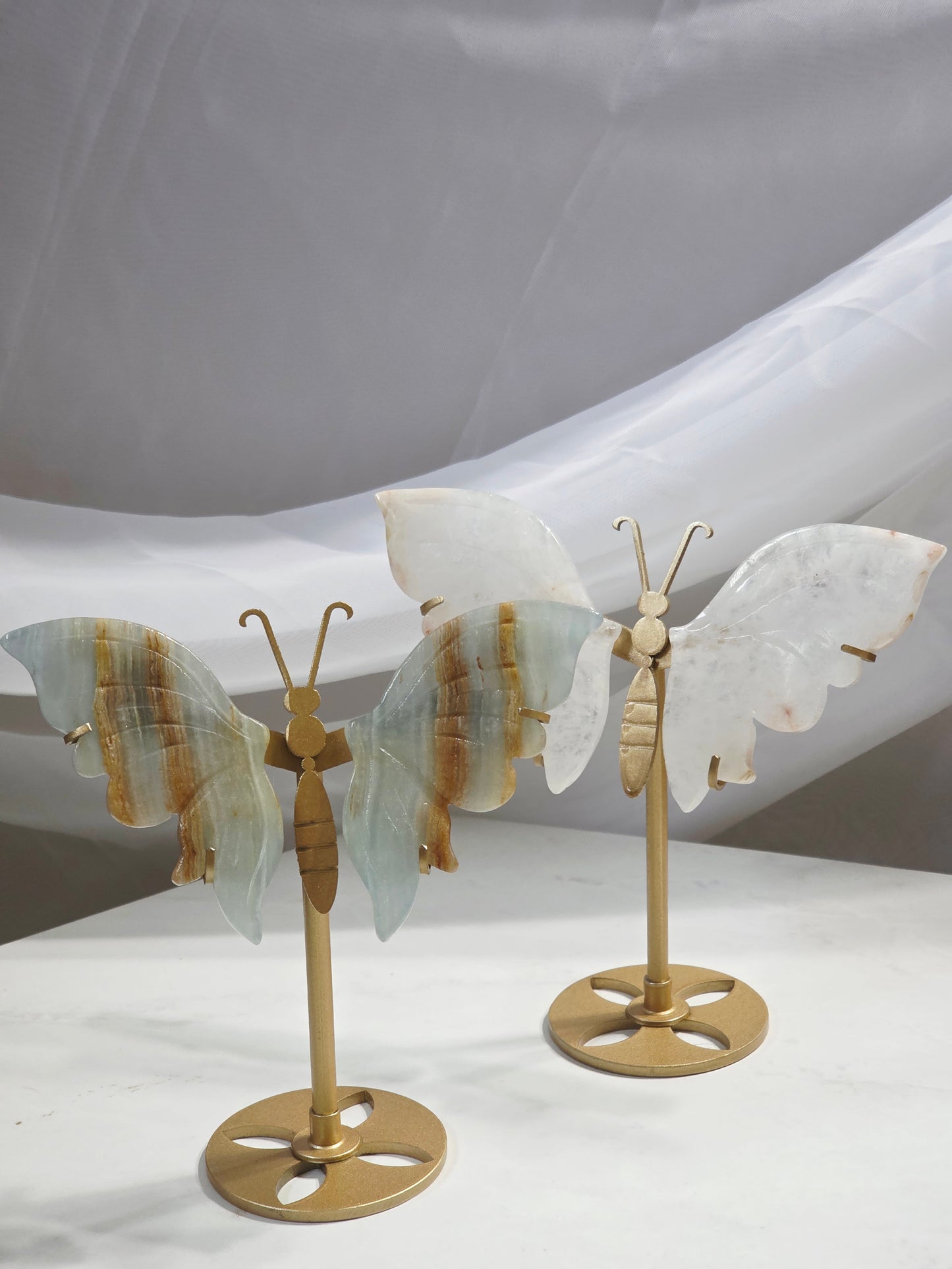 Bundle 2 Butterfly Crystal Wings Onyx and Flower Agate on 2 Gold Metal Stand