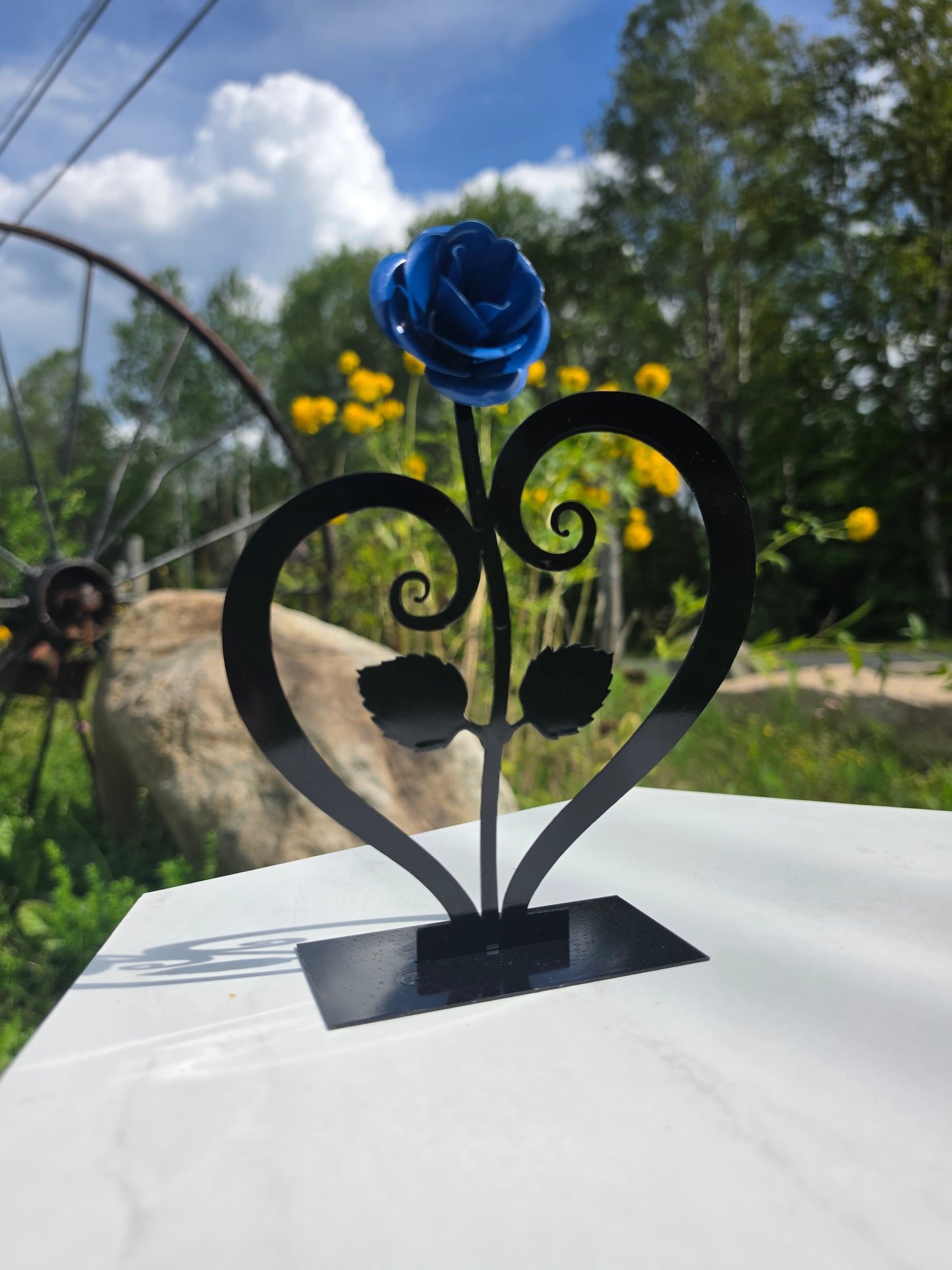 Hand-Forged Iron Rose with Heart Stand Eternal Metal Flower Sculpture 0.20lb