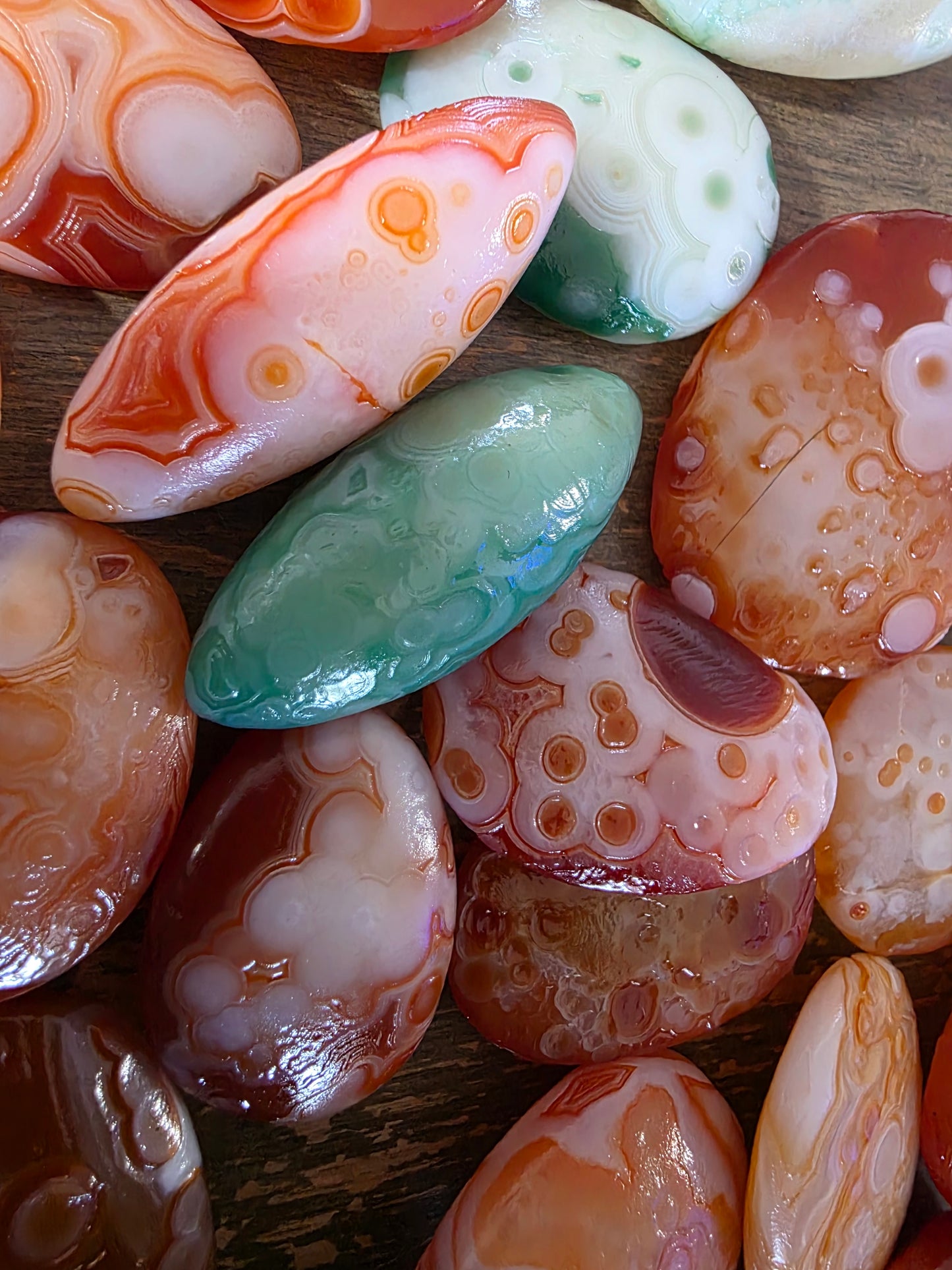 Gobi Agate 1 kg Mix Color/ Shape 25- 32 pieces -  Wholesale