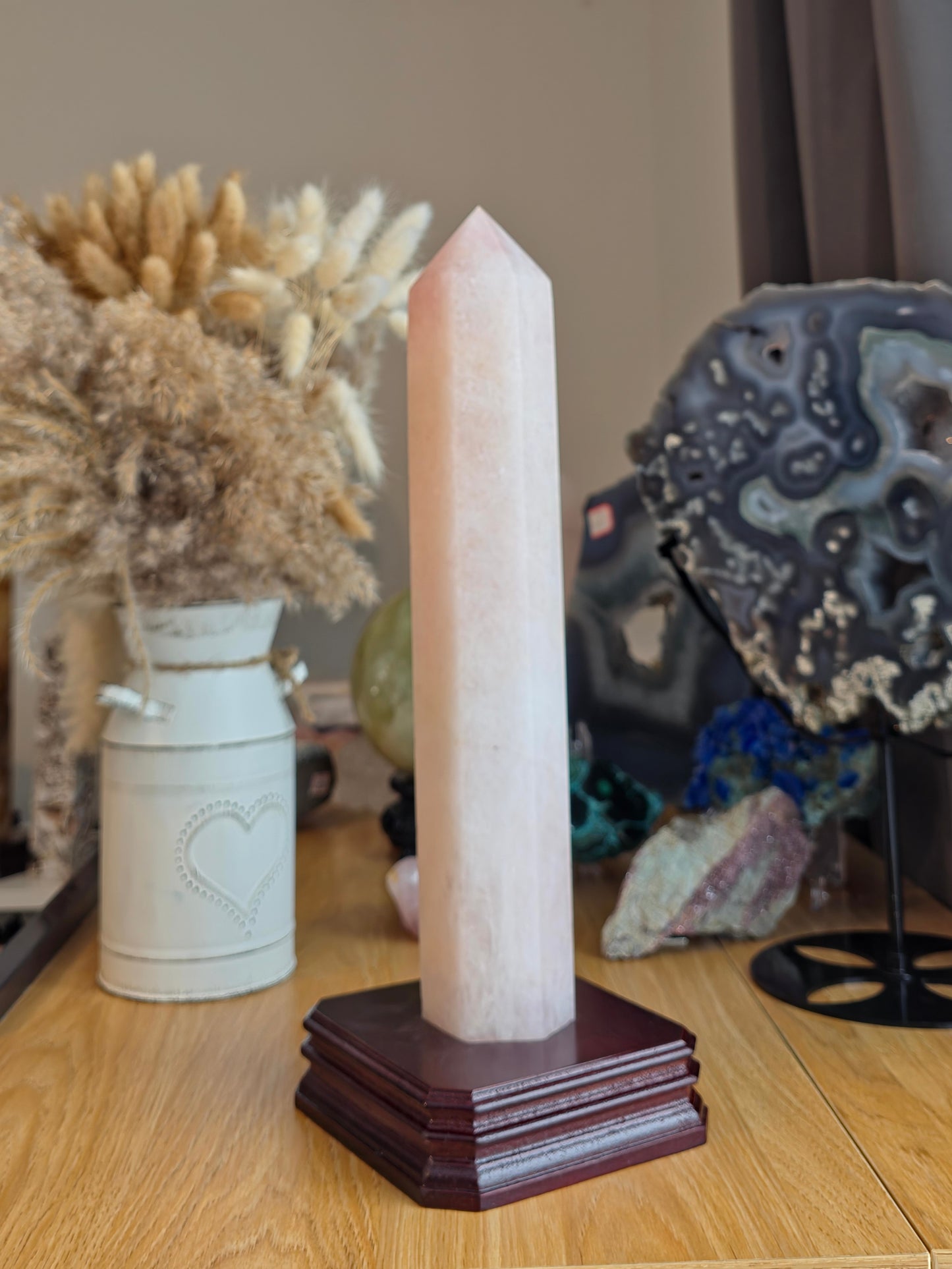 Rose Quartz tower 35cm 2.65kg