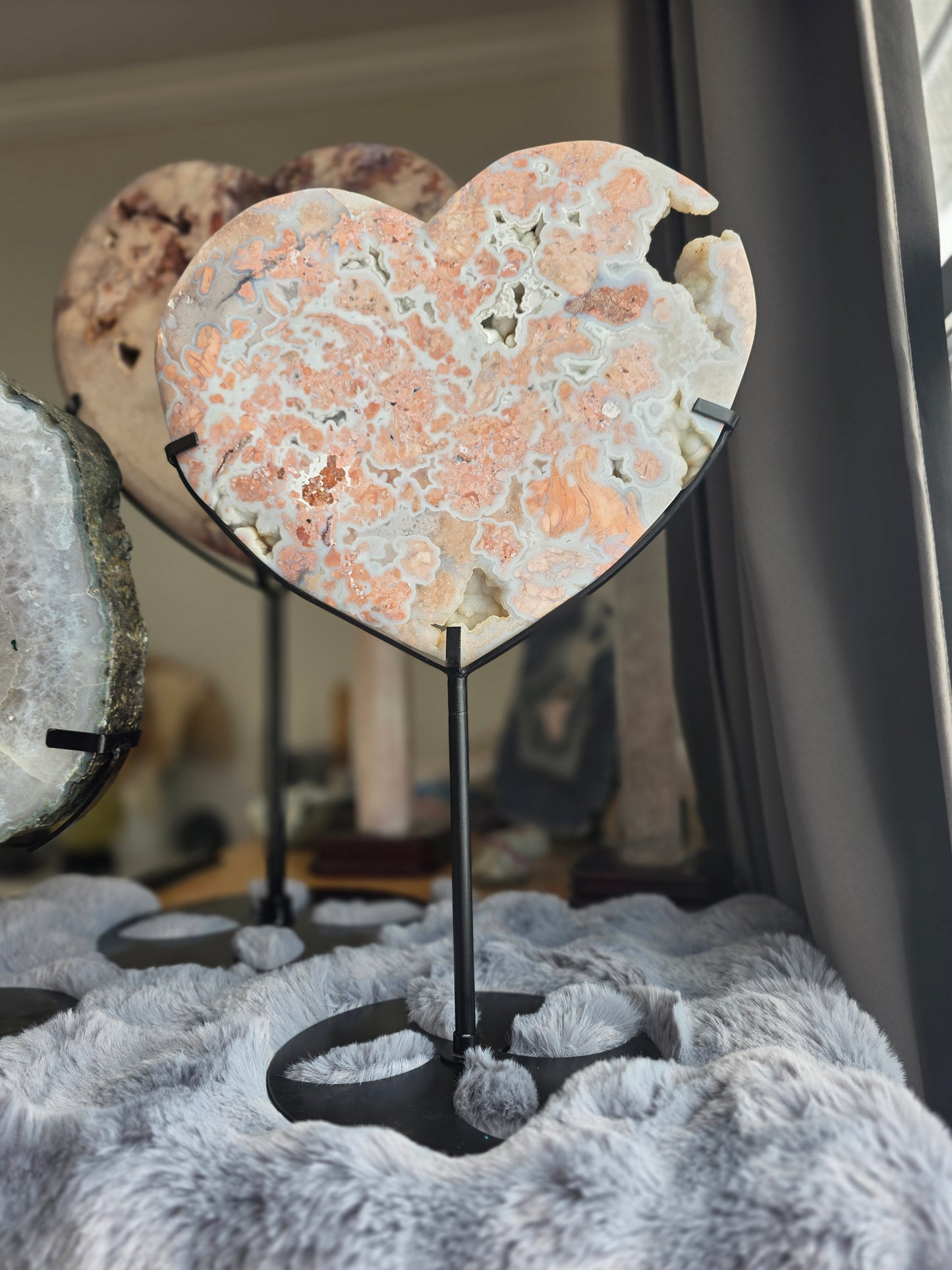 Pink Chalcedony Heart Carving 3.99kilo & custom stand included