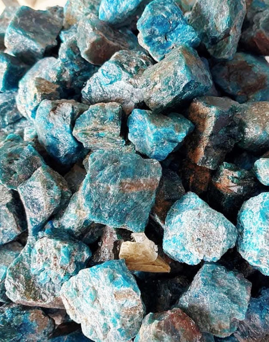 Blue Apatite raw mineral 3-5cm 1kg Bulk wholesale stone