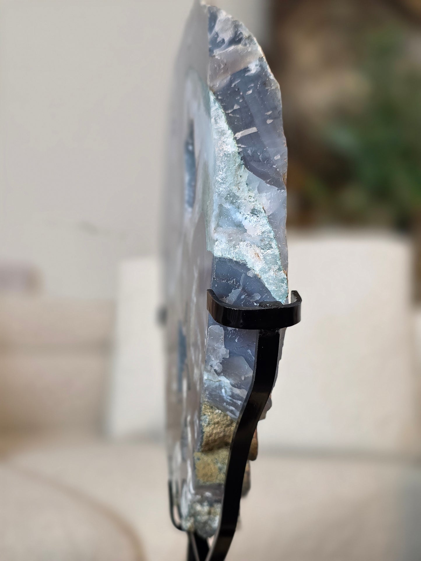 Agate Slab on stand 2.76kg