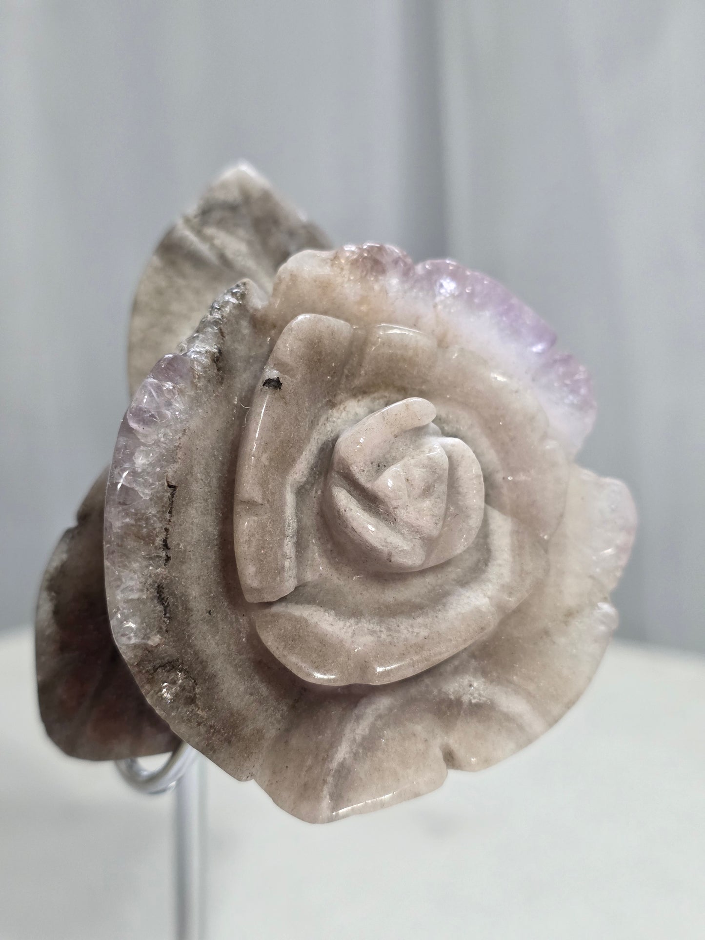 Flower Agate Carving on Stand