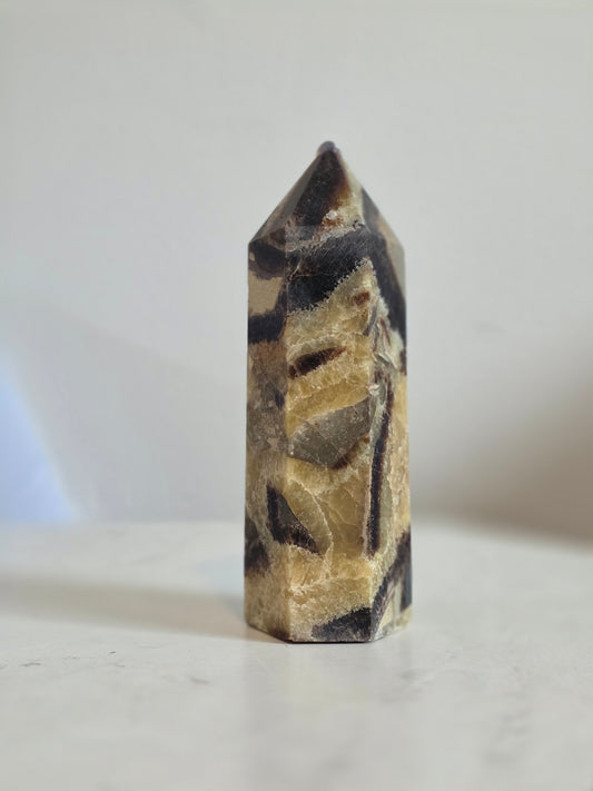 Septarian nodule point - Dragon Stone Tower UV reactive
