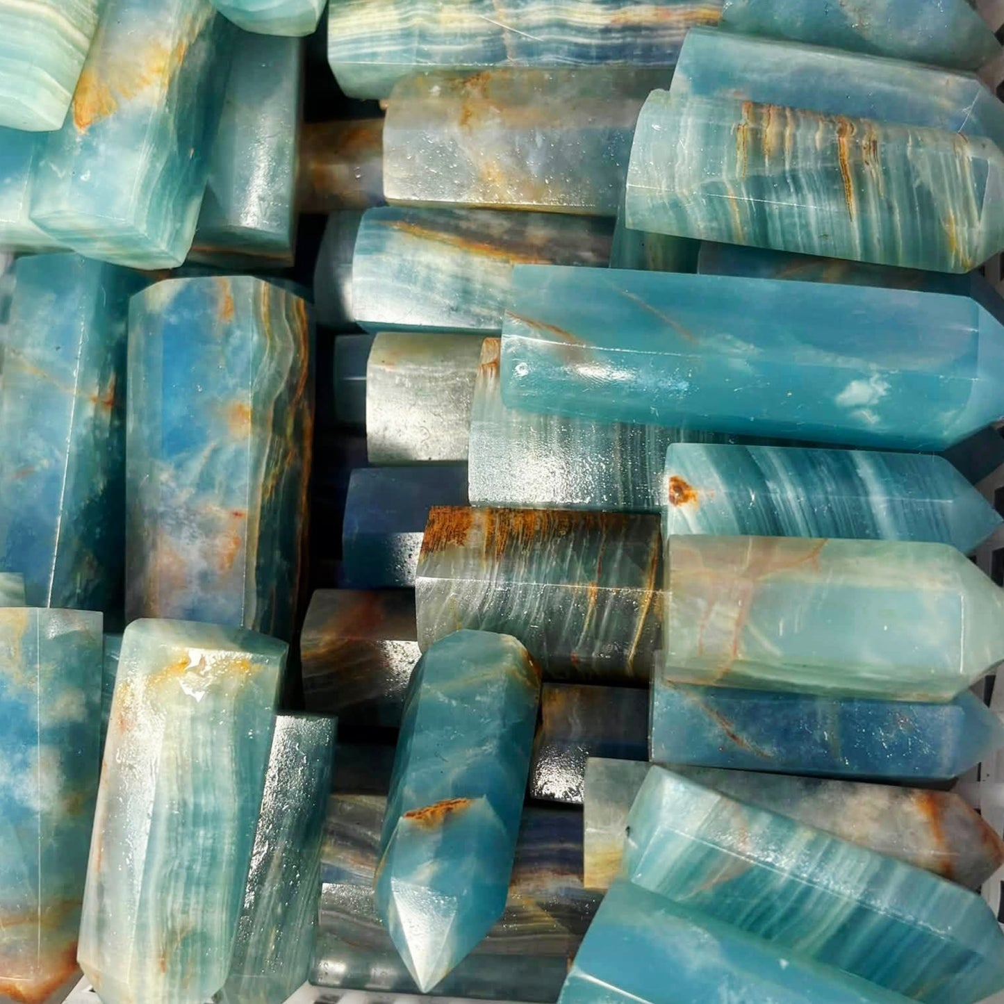 1kg Premium Blue Onyx Towers –  Wholesale Bulk Lot (9-12 Pcs)