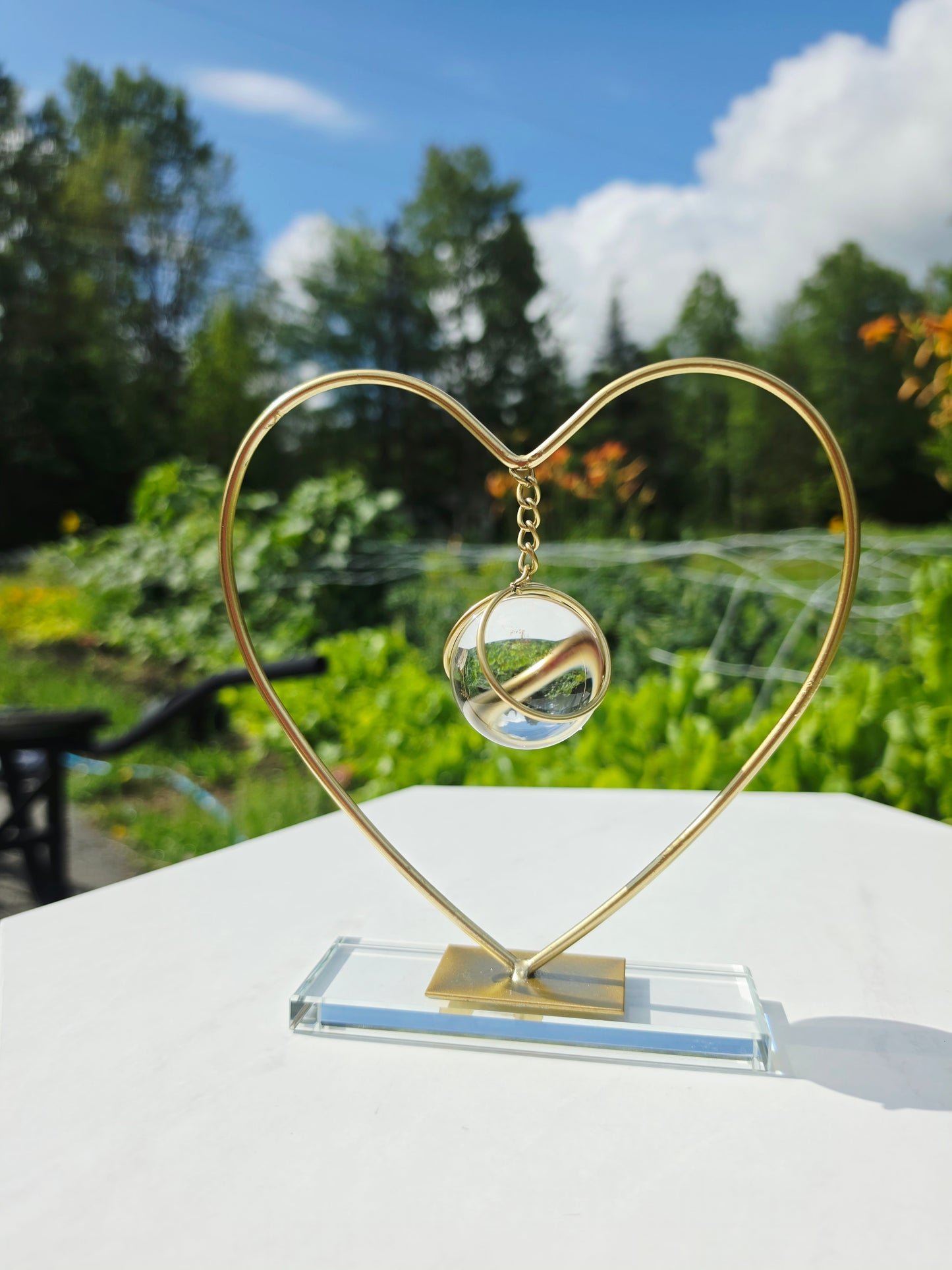 Heart Gold Sphere / Specimens Holder