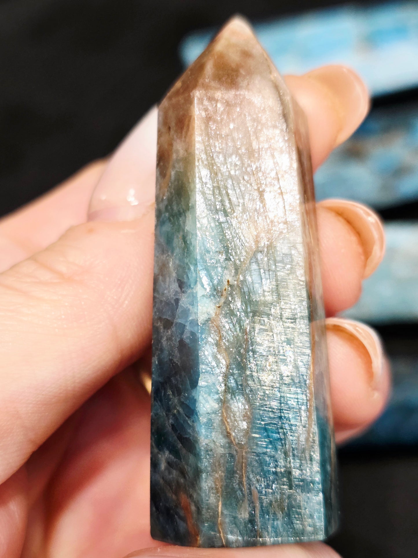 Bundle 5 Towers Blue Apatite