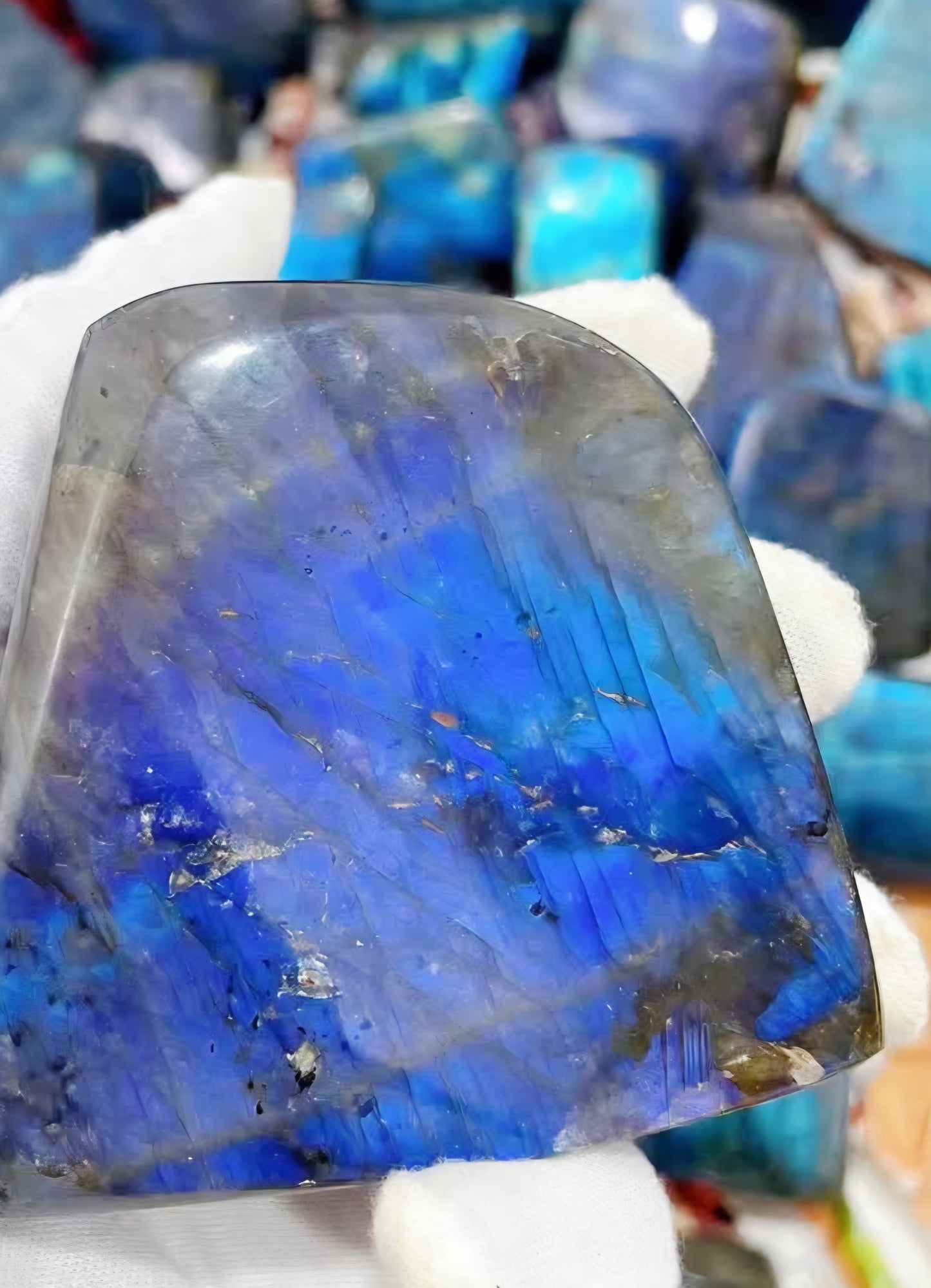 Labradorite Free-form 1kg 3-4 pieces Strong Blue Flash