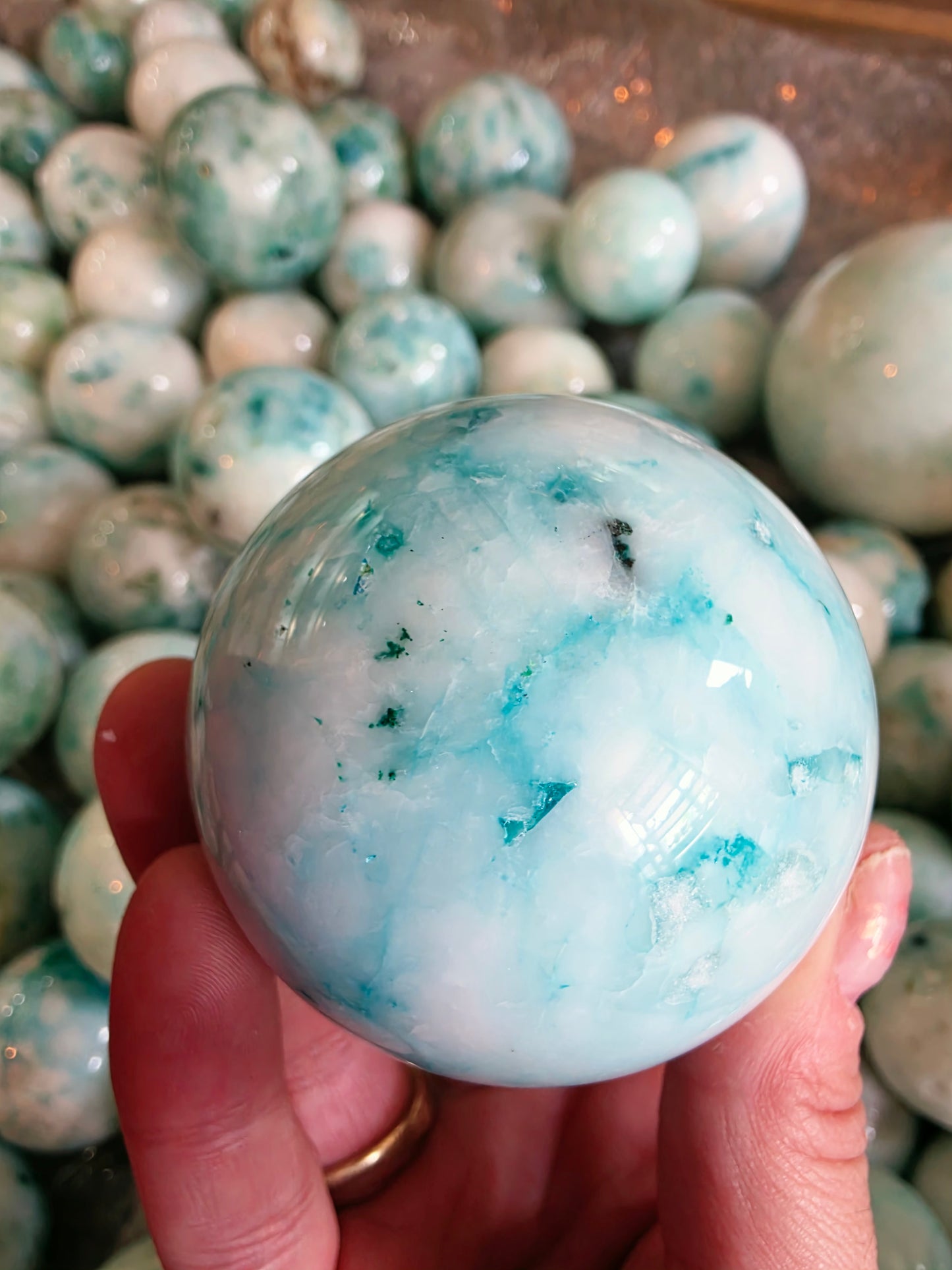 1kg Premium Phoenix Stone Spheres (2-4 Pcs) - White Quartz with Teal & Mint Swirl Orbs Wholesale Lot