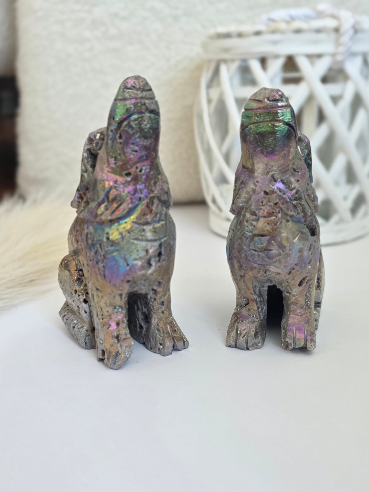 Set of 2 Aura wolves Crystal Carving 2.2 lbs