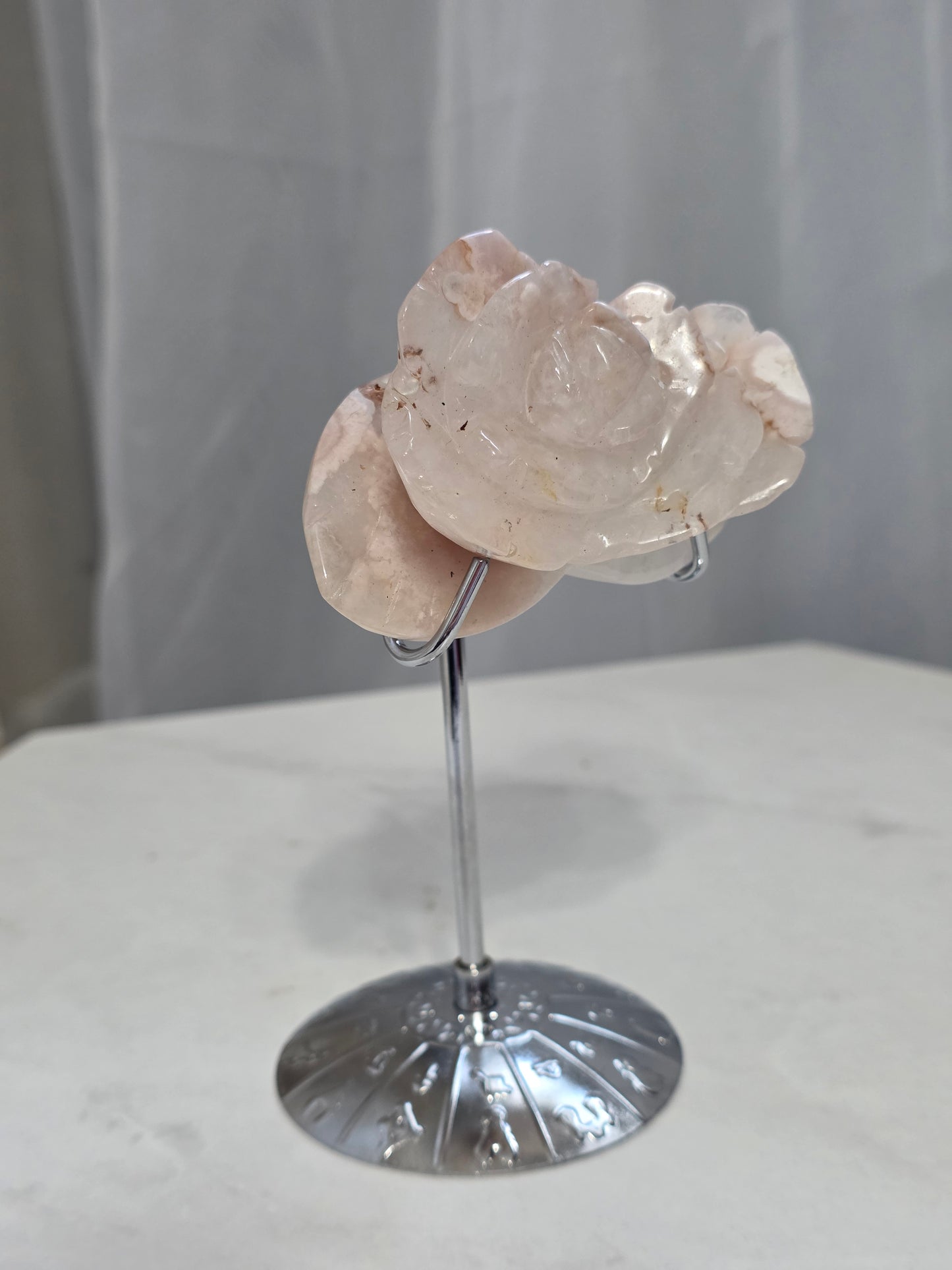 Flower Agate Carving on Stand