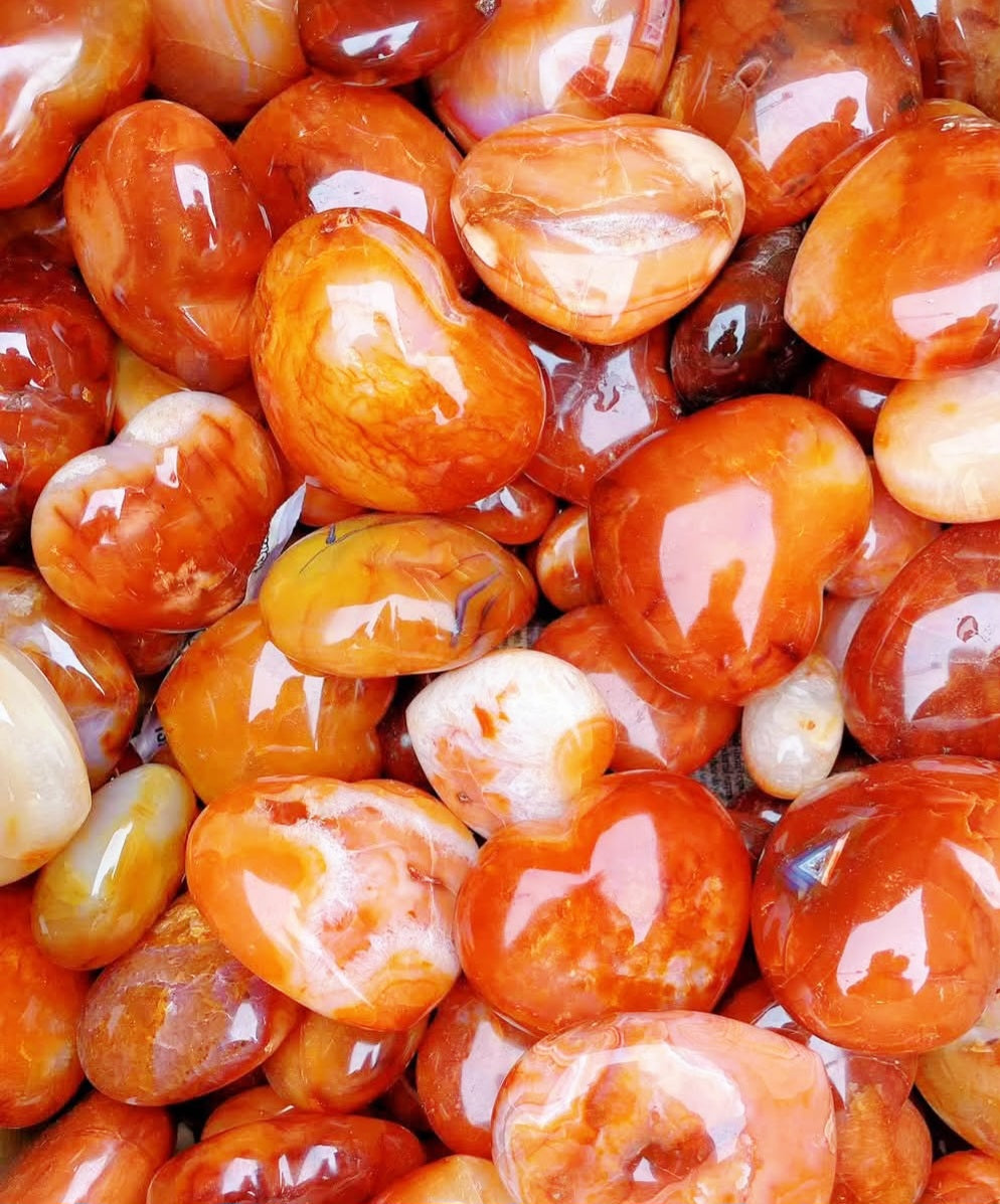 Carnelian Heart Carving 4-5cm 1kg 3-4 pieces