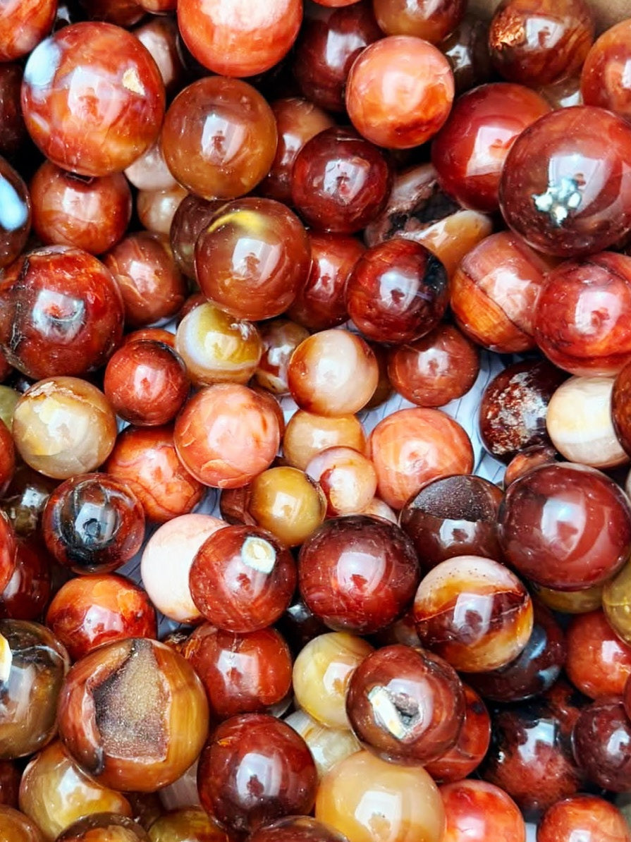 Carnelian Sphere 15 pieces - 3 to 4cm - Bulk